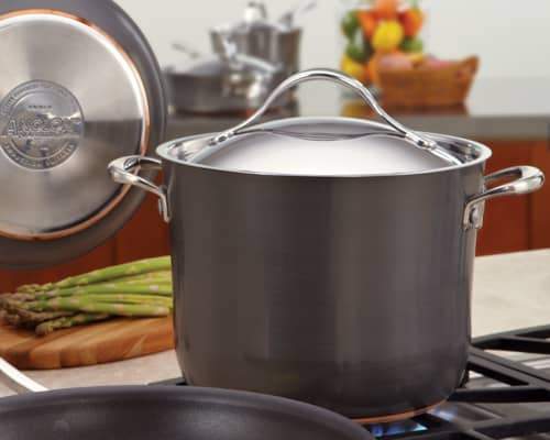 From stainless steel stockpots to hard anodized. Anolon's range of professional quality stockpots make one pot and batch cooking an experience to enjoy.